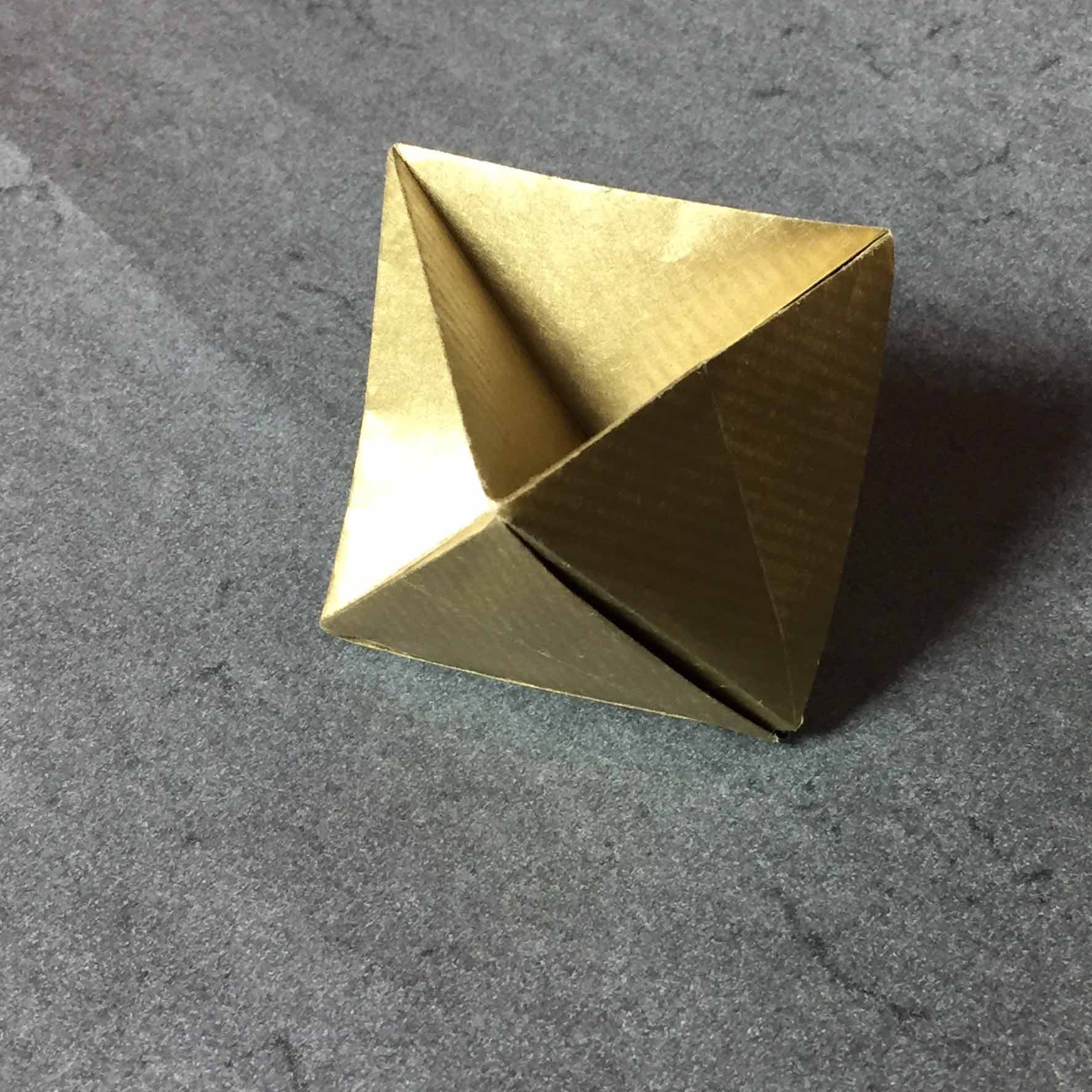 Half Skeletal Regular Octahedron